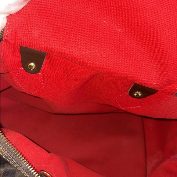 Louis Vuitton Speedy Bag - Picture 6 of 10